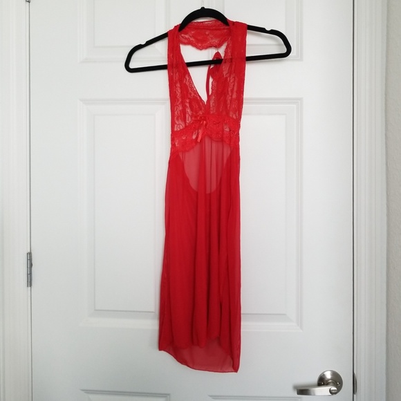 Lingerie - Picture 1 of 2